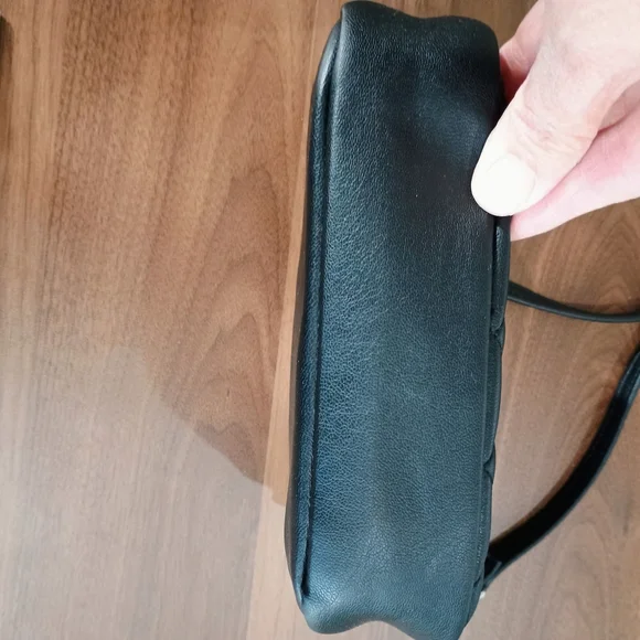 Rebecca Minkoff Black Quilted Crossbody Bag - Picture 5 of 8